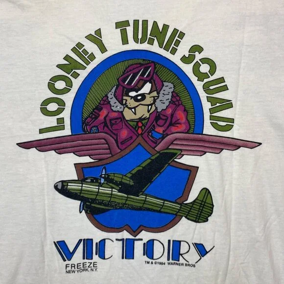Vintage 94 Taz Looney Tune Bomber Squad Victory All Over Print Freeze T-Shirt XL - Picture 14 of 15